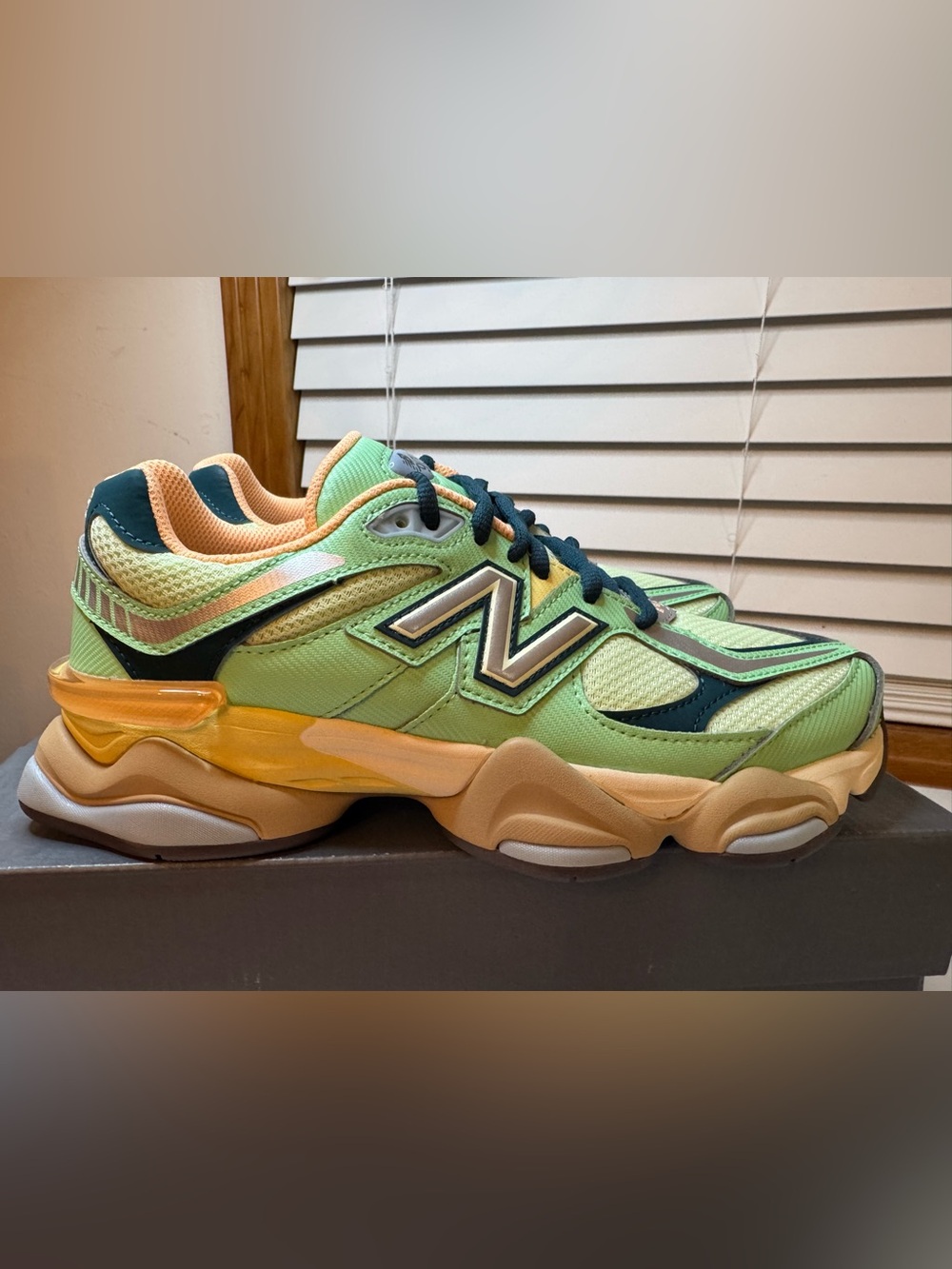 New Balance 9060 Sweetgrass Deep Ocean - Picture 4 of 9